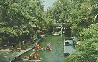 Restaurant Boats San Antonio River Pedal Boats Texas Vintage Postcard - Unposted • $3.95