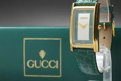 New Battery [N MINT / BOX] GUCCI 2600M Gold Plated Green White Dial Quartz Watch • $199.99