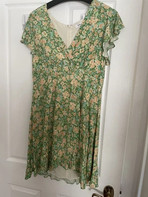 $20 • Buy BNWOT Forever New Dress Size 14