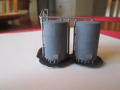 N Scale Detailed Weathered Oil Field/Chemical Processing Tanks #1 • $19.99