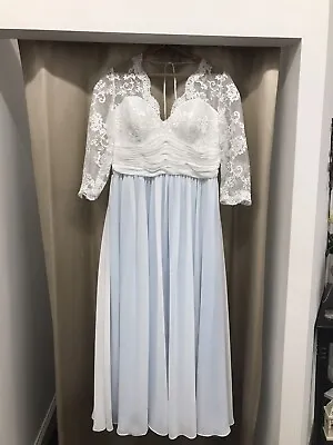 Ivory And Blue Lace Satin  Wedding Dress Size 18 NO RETURN Floor Stock • $110