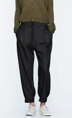 Zara Size Medium Cuffed Hem Black Barrel Pants  • $22.98