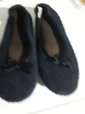 Isotoner Womens Ballerina Slippers Terry Lined & Quilt Flats Size 9.5-10.5 Blue • $5