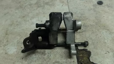 04 Honda CBR600F4i CBR600 CBR 600 F4 Engine Motor Mount Bracket • $16.99