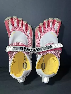 Vibram Fivefingers Size 37  Pink And Gray Shoes • $34.99