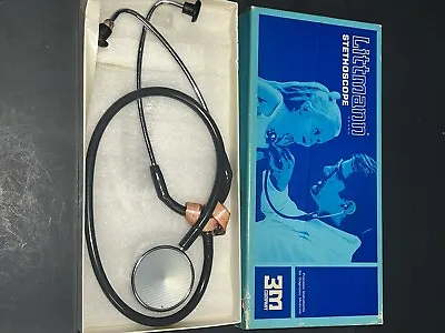 Vintage Littmann Stethoscope 2122 28” • $14.99