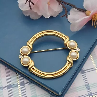 Vintage Monet Simulated Pearl Circle Wreath Gold Tone Pin Brooch • $19.95