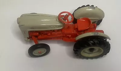 1998 ERTL NEW HOLLAND FORD MODEL 640 FARM TRACTOR DIE CAST 1:16 Scale • $20