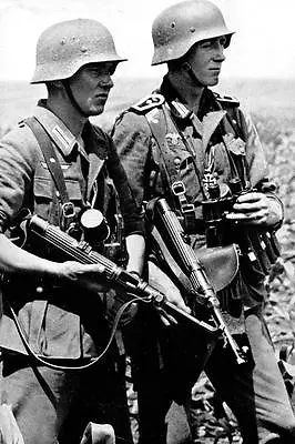 WWII  Photo German Troops In Action MP38  WW2 World War Two Wehrmacht  / 2117 • $5.99