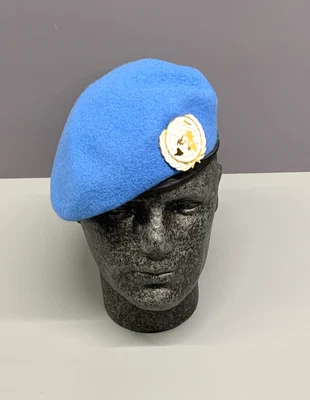 £17.99 • Buy British-Issue United Nations Beret & Badge. Size 54cm. UN.