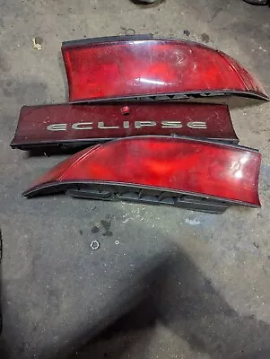 95-99 Mitsubishi Eclipse Rear Tail Light Center Trunk Tail Stop Brake Middle • $89.99