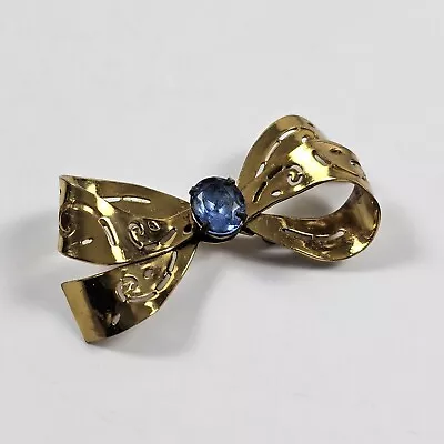 Vintage Coro Pegasus Filigree Bow Brooch Pin W/Sapphire Blue Rhinestone Center • $19.99