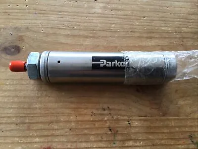 £5.49 • Buy Parker Pneumatic Air Cylinder 60mm Stroke/Travel 250 Psi (17 Bar) 8mm Dia Rod.
