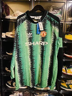 RARE Manchester United Adidas Originals 90 Goalkeeper Reissue Jersey - Green NEW • $200