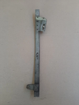 $269 • Buy Holden HQ HJ HX Monaro Coupe Passenger Door Front Window Guide..