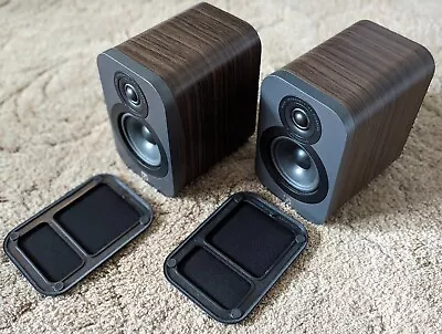 Q Acoustics 3010 Bookshelf Speakers Pair Walnut • £47