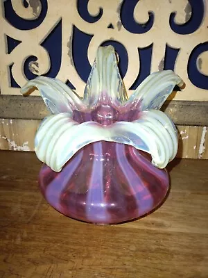 MURANO 🇮🇹 ITALY SEGUSO Hand Blown Vase Optic Cranberry Uranium Vaseline Glass • $119.95