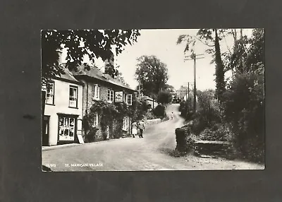 Postcard Cornwall St Mawgan Village • £3.99