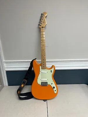 Fender Duo-Sonic Electric Guitar Capri Orange  Good Condition  • $499.95