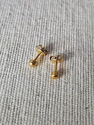 J Hewitt Inc Gold Tone Post Stud Earrings • $9.99