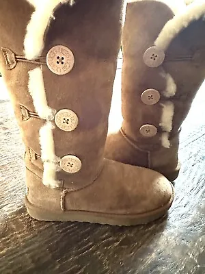 Ugg Bailey 3 Button Triplet Sheepskin Suede Tall Boots Womens Size 9 • $65