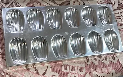 Vintage Madeleine Baking Pan French Cooke Scallop Shell Mold  • $14.99