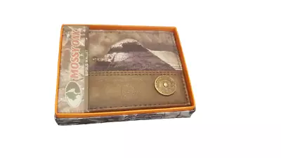 New Men's Mossy Oak Brown D Camo And Leather Bi Fold Wallet In Box  • $24.99