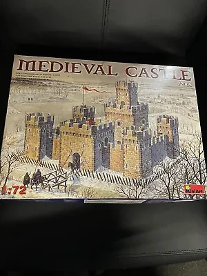 1/72 20mm MEDIEVAL CASTLE 72005  MiniArt 09718 2018 • $23