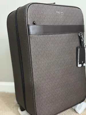 Authentic Michael Kors - One 21 -  Inch Carry On Luggage Spinner Suitcase • $299.99