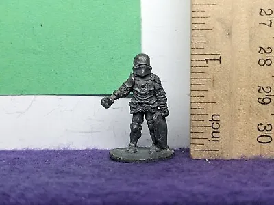 Ral Partha 01-043 (v1) Armored Knight Miniature Metal Fantasy • $8