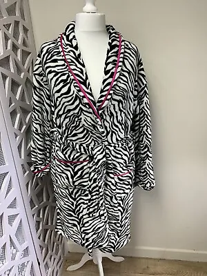 Ladies Dressing Gown Size M Cotton Trend Tiger Print Soft • £9.49