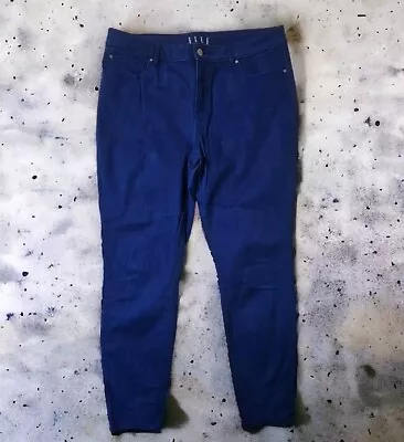 ELLE Paris Jeans Stretch Mid Rise Zip Fly Skinny Cobalt Blue Womens 14 • $19.99