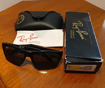 RARE! VINTAGE B&L RAY BAN WAYFARER G15 SUNGLASSES BLACK (BROWN LENS) No Flaws • $69.99