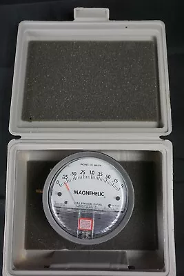 Dwyer 2002c Magnehelic Pressure Gauge 0-2 Inch Water 15 Psi G • $29.95