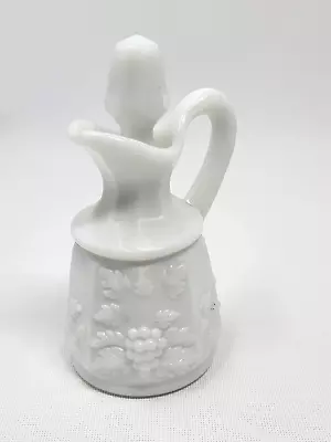 Vintage WESTMORELAND Milk Glass PANELED GRAPE OIL/VINEGAR CRUET W/ Stopper • $4.95