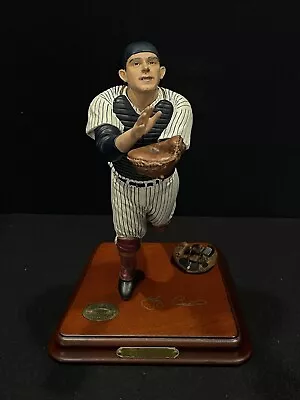 Danbury Mint Yogi Berra New York Yankees Statue Figurine • $99