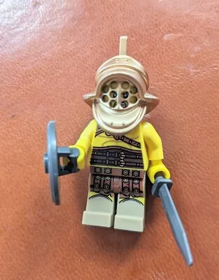 LEGO Gladiator Minifigs - Serie 5 Collectible Minifigure W/ Sword & Shield • $10