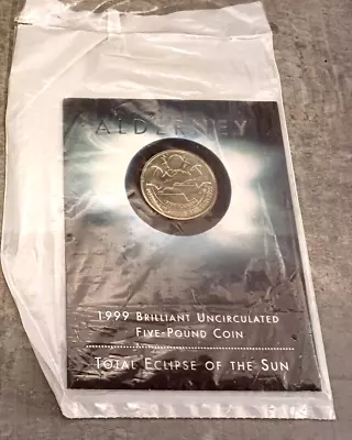 BUNC Alderney 1999 £5 Pounds Coin ~ Total Eclipse Of The Sun ~ Folder ~ • $14.79