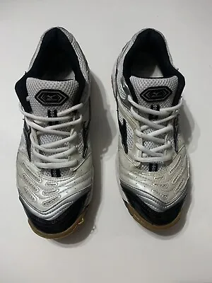 Mizuno Wave Rally Athletic Shoes Volleyball Size 9 • $5