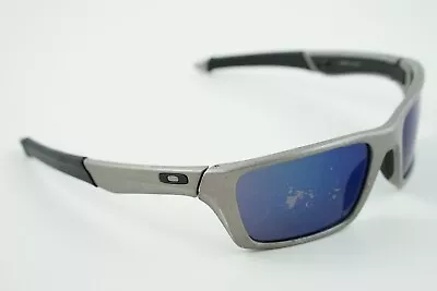 Pre-Owned - OO4045-03 OAKLEY JURY DISTRESSED SILVER/ICE IRIDIUM 61-17 • $125