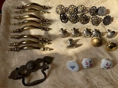 Lot Of 30 Vintage Brass Metal Ornate Drawer Cabinet Handles Pulls Knobs + Screws • $18.50