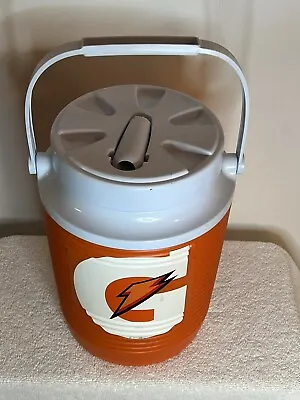 Vtg Gatorade/Rubbermaid Gallon Water Cooler/Jug Flip Up Spout Sports Hydration • $17.99