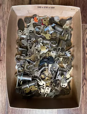 Mixed Lot Of Keys Lots Of Brass Some Locks Most Vintage   4 Lbs.  Of Stuff • $10.50