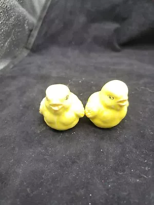 Vintage Ceramic Yellow Birds Salt Pepper Figurines (set Of 2) Tiered Tray Decor • $11.95