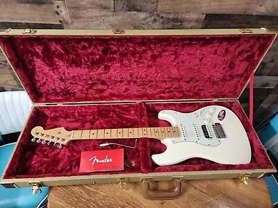 Fender  Stratocaster American Standard 2015- Olympic White S-1  Hss W/Case • $1250