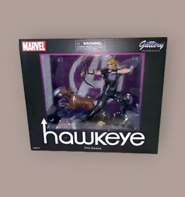 Marvel Gallery Comic Hawkeye Statue PVC Action Figure 9  • £50