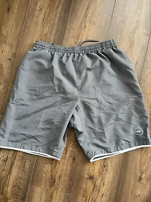 Men’s Grey Umbro Shorts - Size XL • £3.49