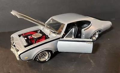 Ertl American Muscle 1969 Hurst Oldsmobile Silver  1996 Ltd Edition 1:18 Diecast • $45