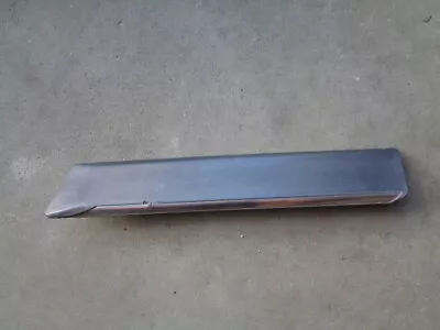 1998 BMW E39 540i FRONT FENDER MOLDING TRIM W/ CHROME INSERT RIGHT PASSENGER OE • $15.08