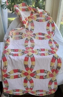 Dbl Wedding Ring Quilt Hand Sewn 53 X 42 Scallop Edge Coral Chartuse Paisly W Fl • $80